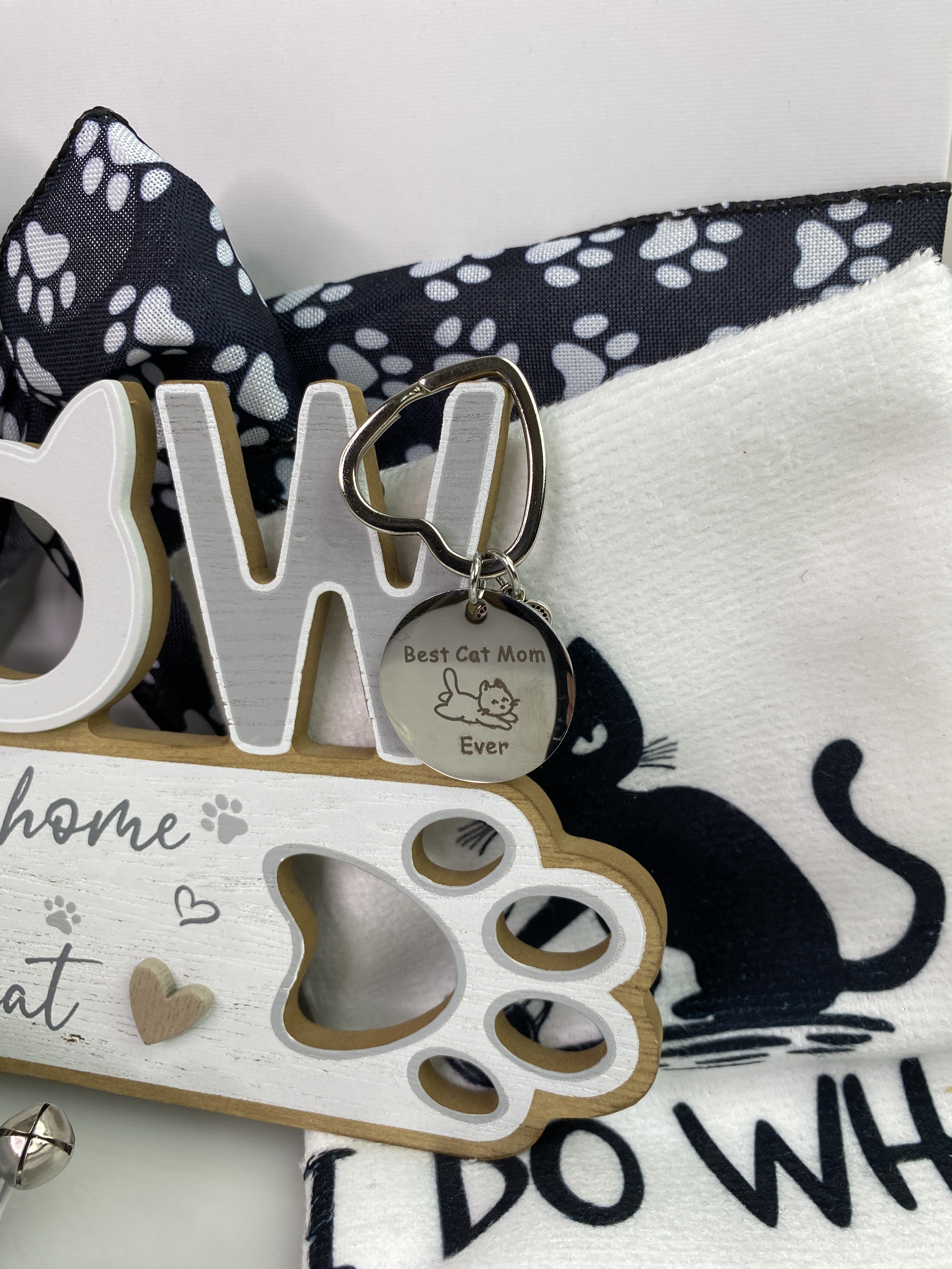 Meow-tastic Pet Hamper