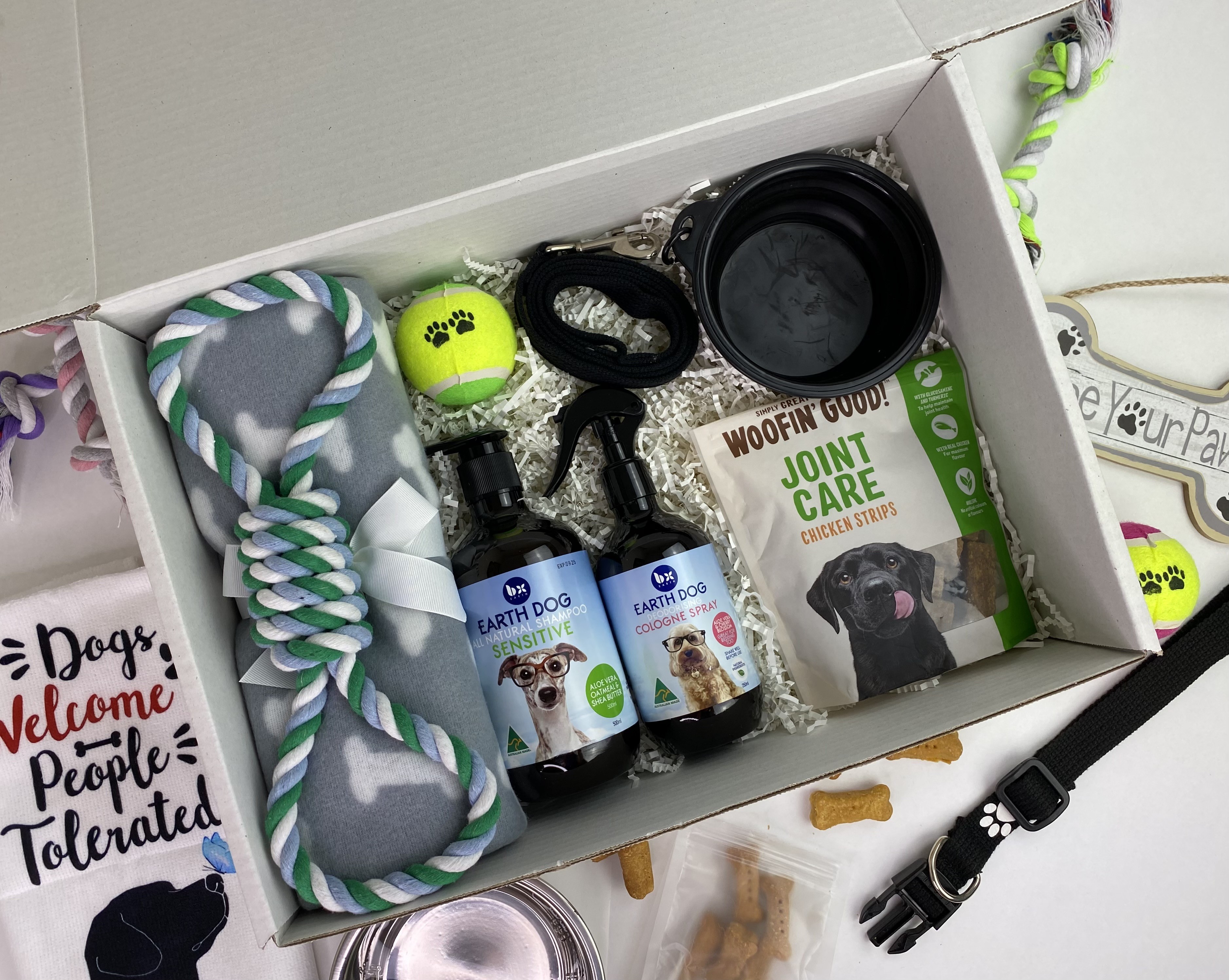 The Woofing Good Hamper