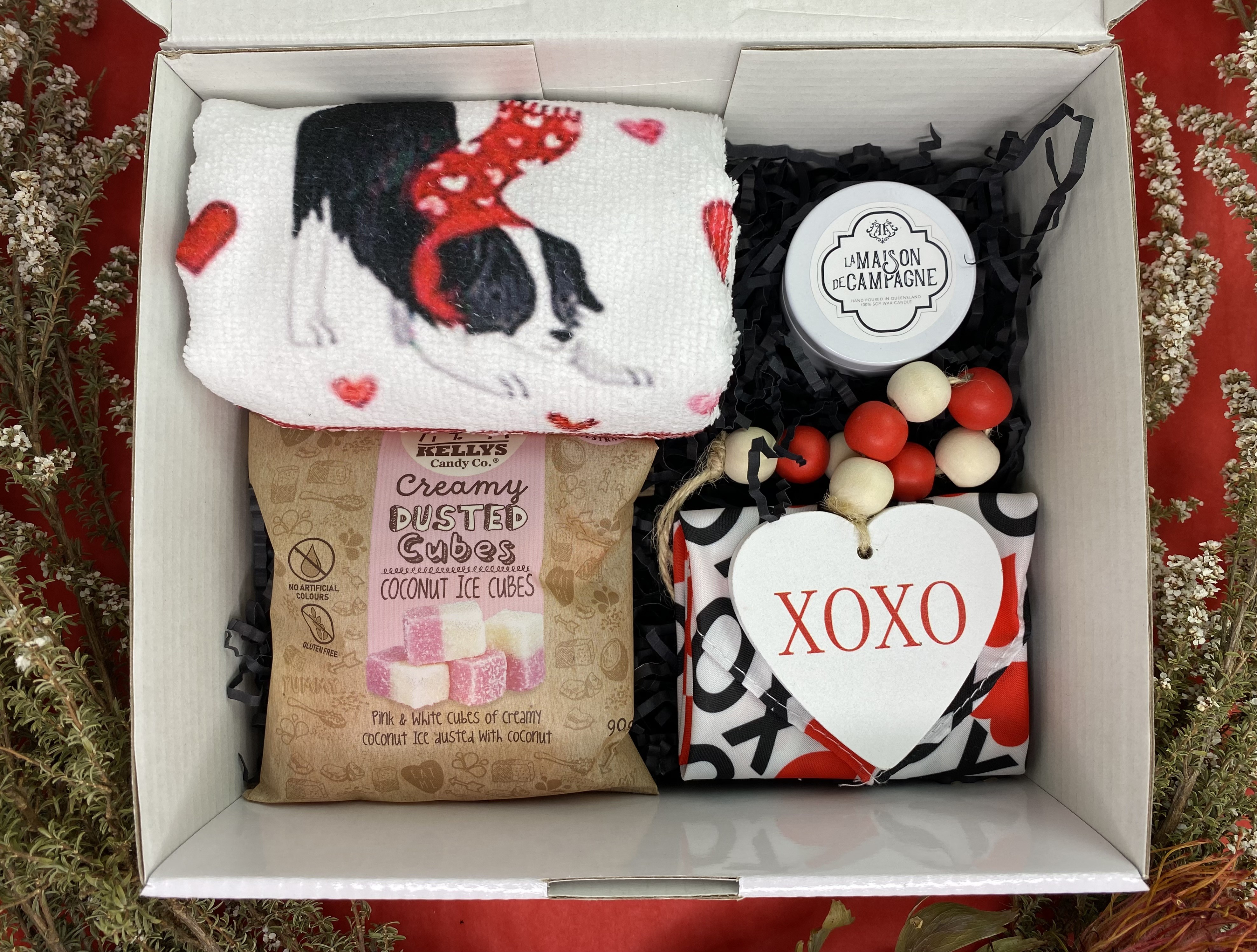 Hearts and Kisses Dog Hamper